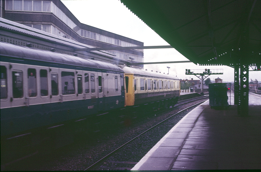 u55027 55020 RG 6:85.jpg