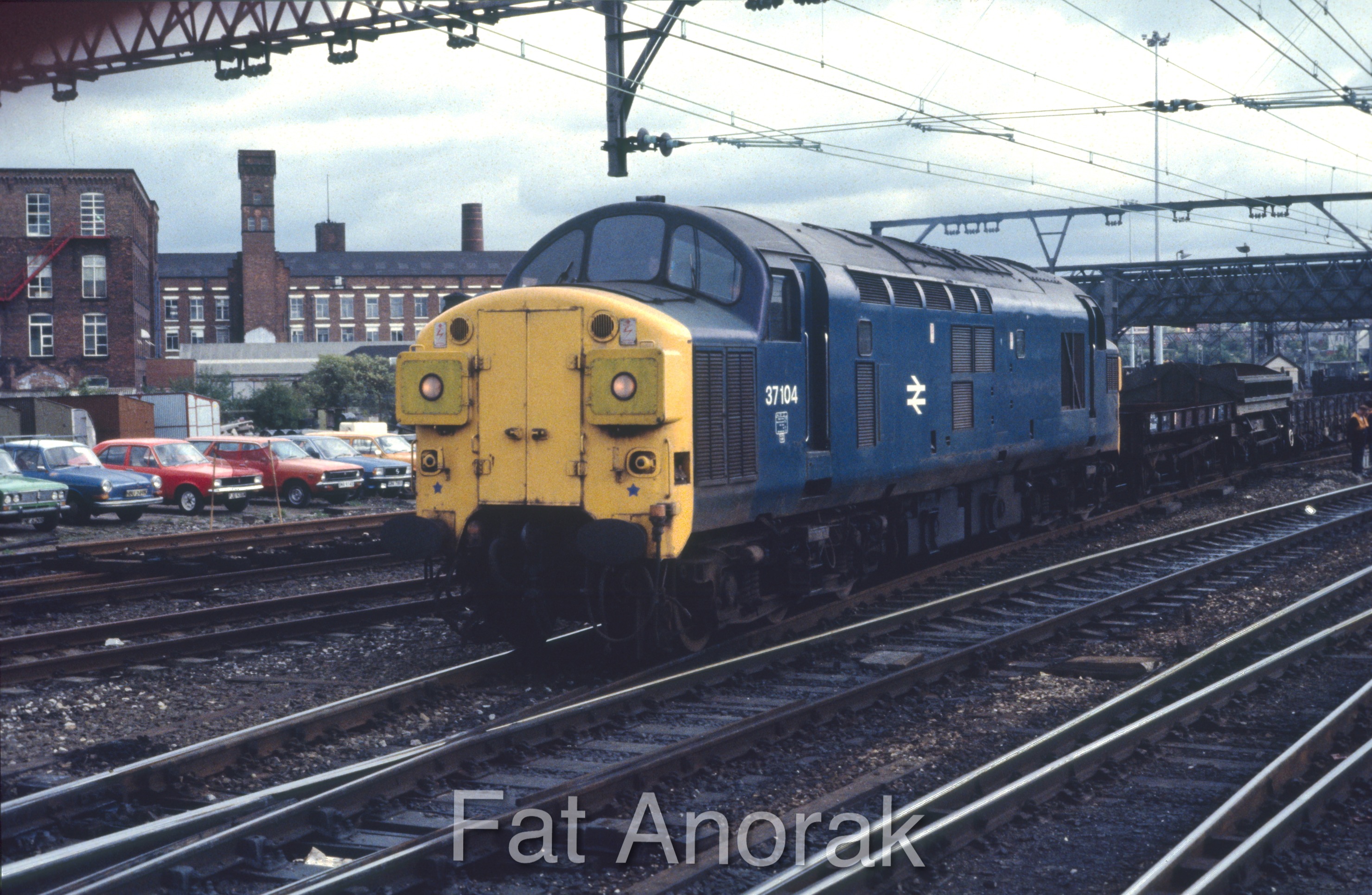 37104 GuBr 5.10.83 copy.jpg